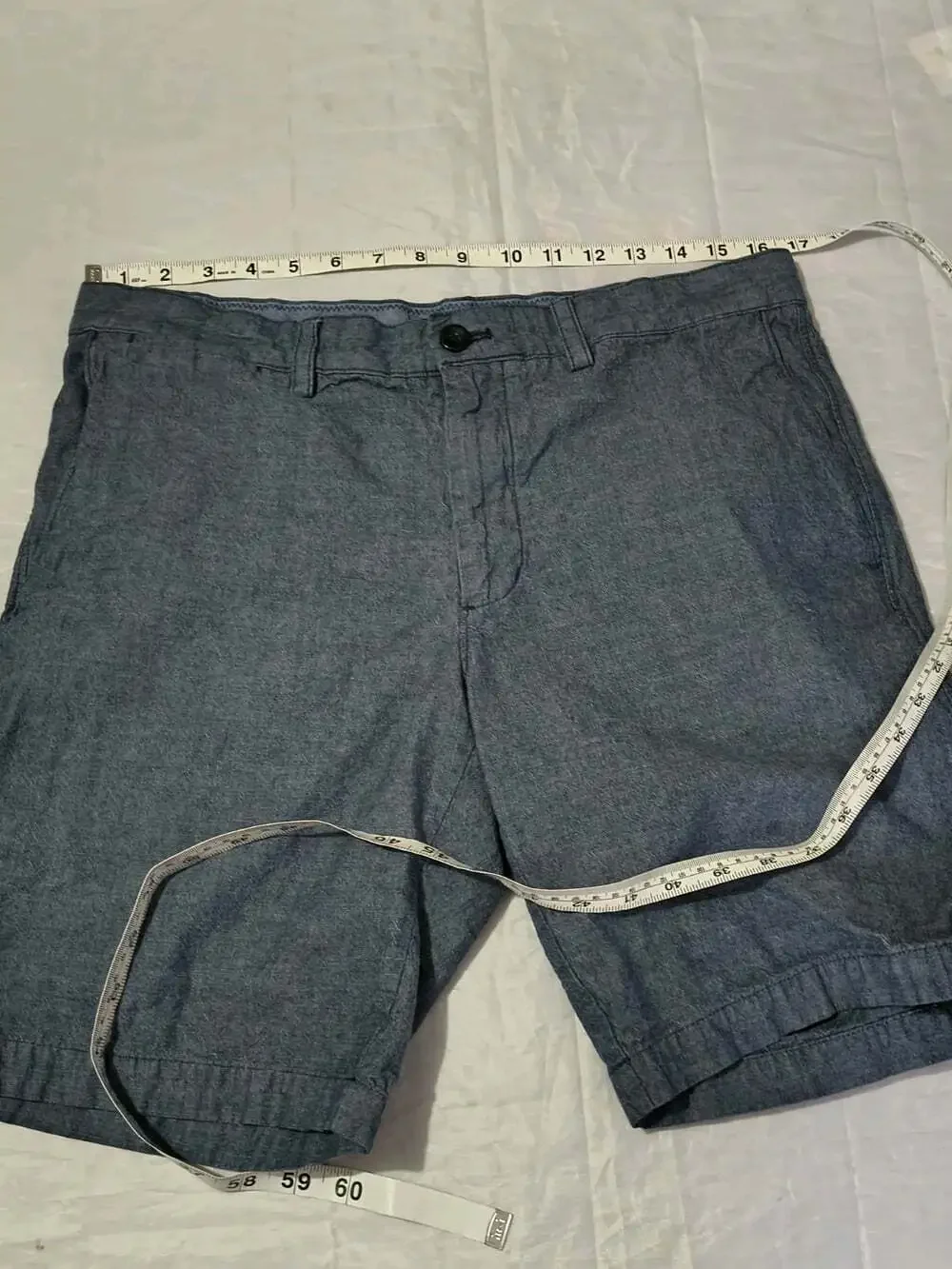 Banana Republic Aiden Short Men’s size 33 Cotton Flat Front Chino Shorts